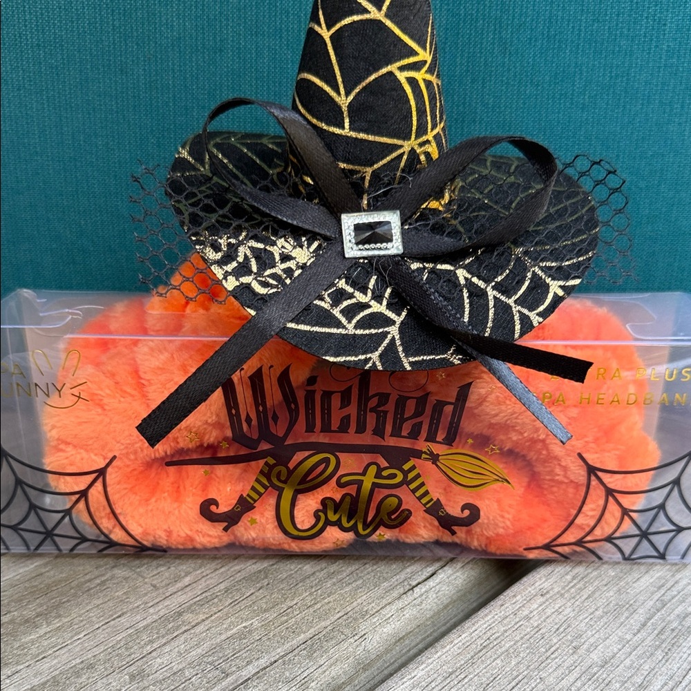 Wicked Cute Orange spa headband